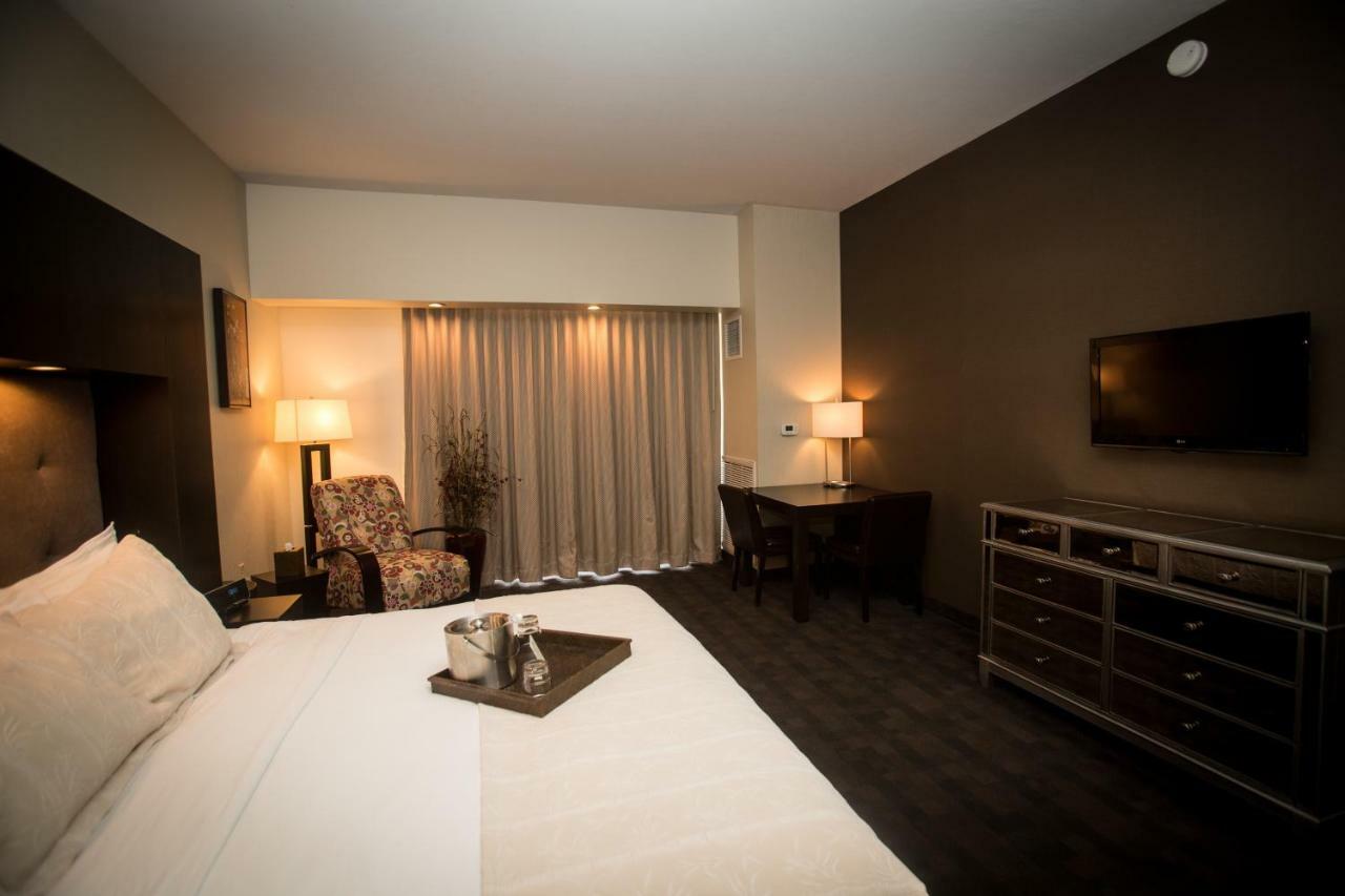 The Catfish Bend Inn & Spa Burlington Extérieur photo